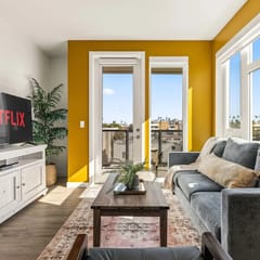 Bright & Chic 2BD K-Town Haven | Hot tub + Gym