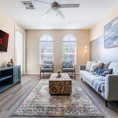 Charming Family Home | Heart of OC | Free Parking