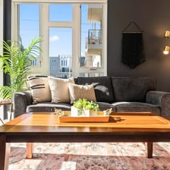 K-Town 2BD Modern Escape | Hot tub, Gym & Parking