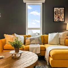 Stylish K-Town 2BD Home | Parking, Gym & Pool