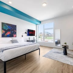 The Skyline Suite-Sleek Studio Near Dodger Stadium