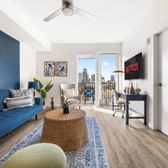 The Skyloft | DTLA Sunset Views | Parking + EV