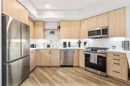 Bright & Modern Condo | 1Mi to South Coast Plaza