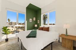 Chic and Cozy 1BD Unit in K-Town - Free Parking