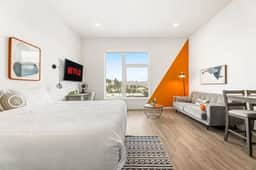 Chic Studio - Walk to DTLA W/Skyline Views-Gym+W/D