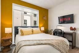 K-Town 2BD Modern Escape | Hot tub, Gym & Parking