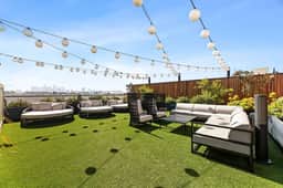 Light-Filled 2BD | Free Parking | Hot tub + Gym
