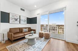 Modern 2BD Home in K-Town w/Parking, Gym & Balcony