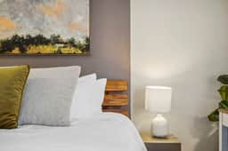 Stylish Getaway | Mins to Irvine | 1Mi to SCP