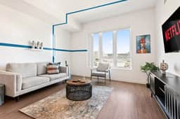 The Art District Condo | Walk to Lil Tokyo PLaza
