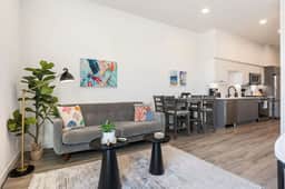 The Skyline Suite-Sleek Studio Near Dodger Stadium