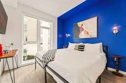 Vibrant Koreatown 2BD Hideaway | Hot tub+Parking
