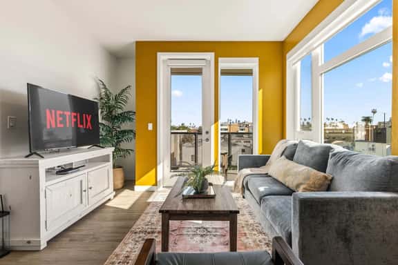 Bright & Chic 2BD K-Town Haven | Hot tub + Gym - Image 1