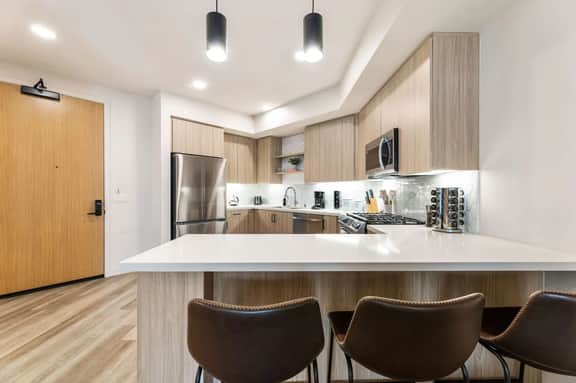 Chic & Cozy Condo | South Coast | Mins to Irvine