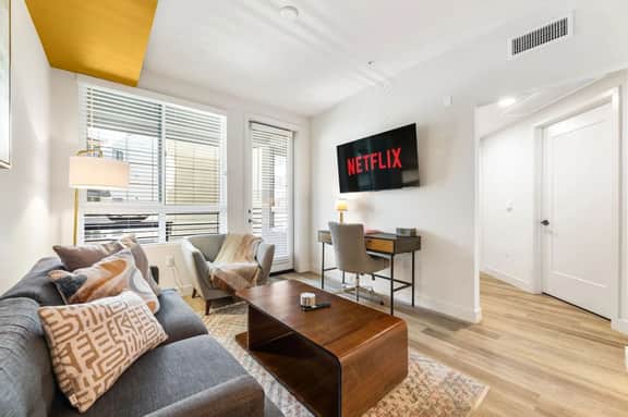 Chic & Cozy Condo | South Coast | Mins to Irvine