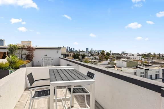 Cozy Koreatown 2BD Hideaway | Parking + Gym
