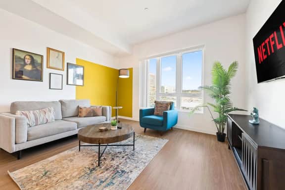 Designer Stay in Art District | Walk to Lil Tokyo