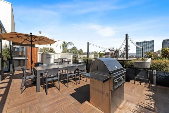 K-Town 1BD Gem | Views + Spa + Parking & Gym