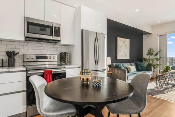Light Filled 1BD W/ Views + Parking, Gym & Rooftop