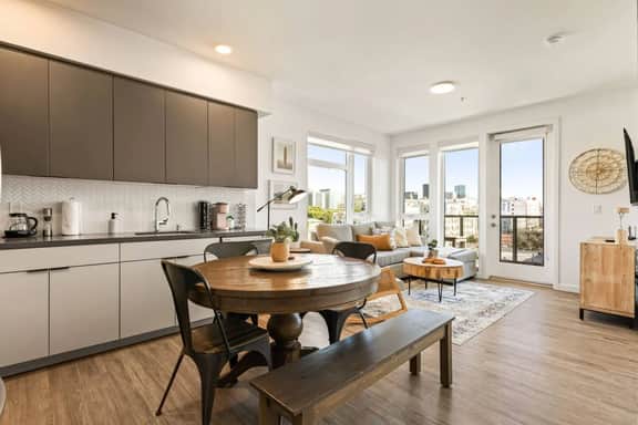 Light-Filled 2BD | Free Parking | Hot tub + Gym