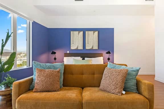 Modern Studio Retreat in the Heart of Art District
