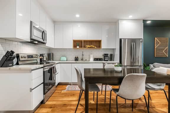 Spacious Home in K-Town | Mins to DTLA & Hollywood