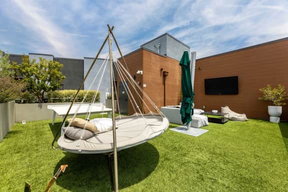 The Haven Homes-1Mi to DTLA & Dodger-Free Parking