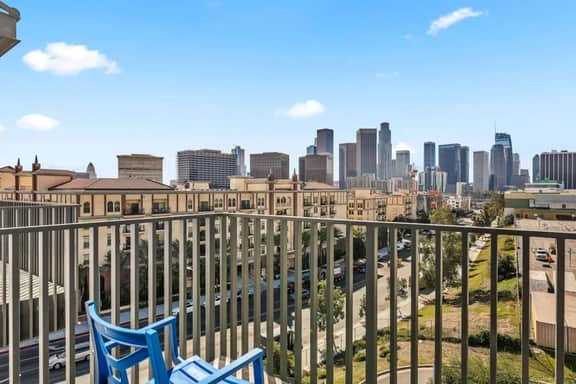 The Skyloft | DTLA Sunset Views | Parking + EV