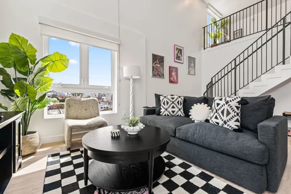 K-Town 2BD +Loft Light-Filled Home + Parking & Gym