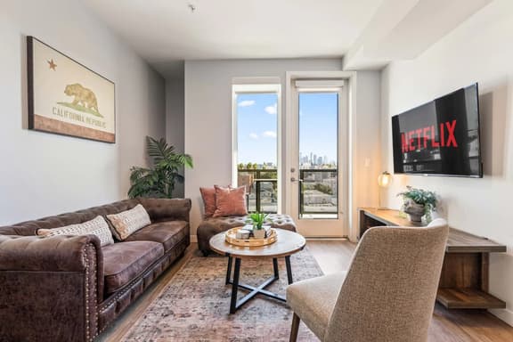 Light-Filled Modern 2BD in K-Town + Hot-tub & Gym