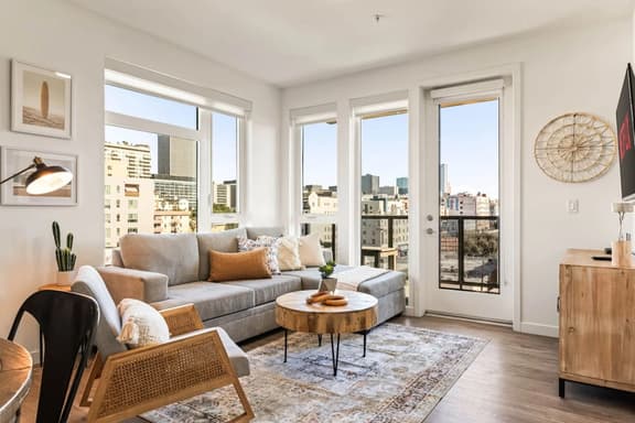 2BD K-Town Home Near Food & Fun | Gym + Parking - Image 1